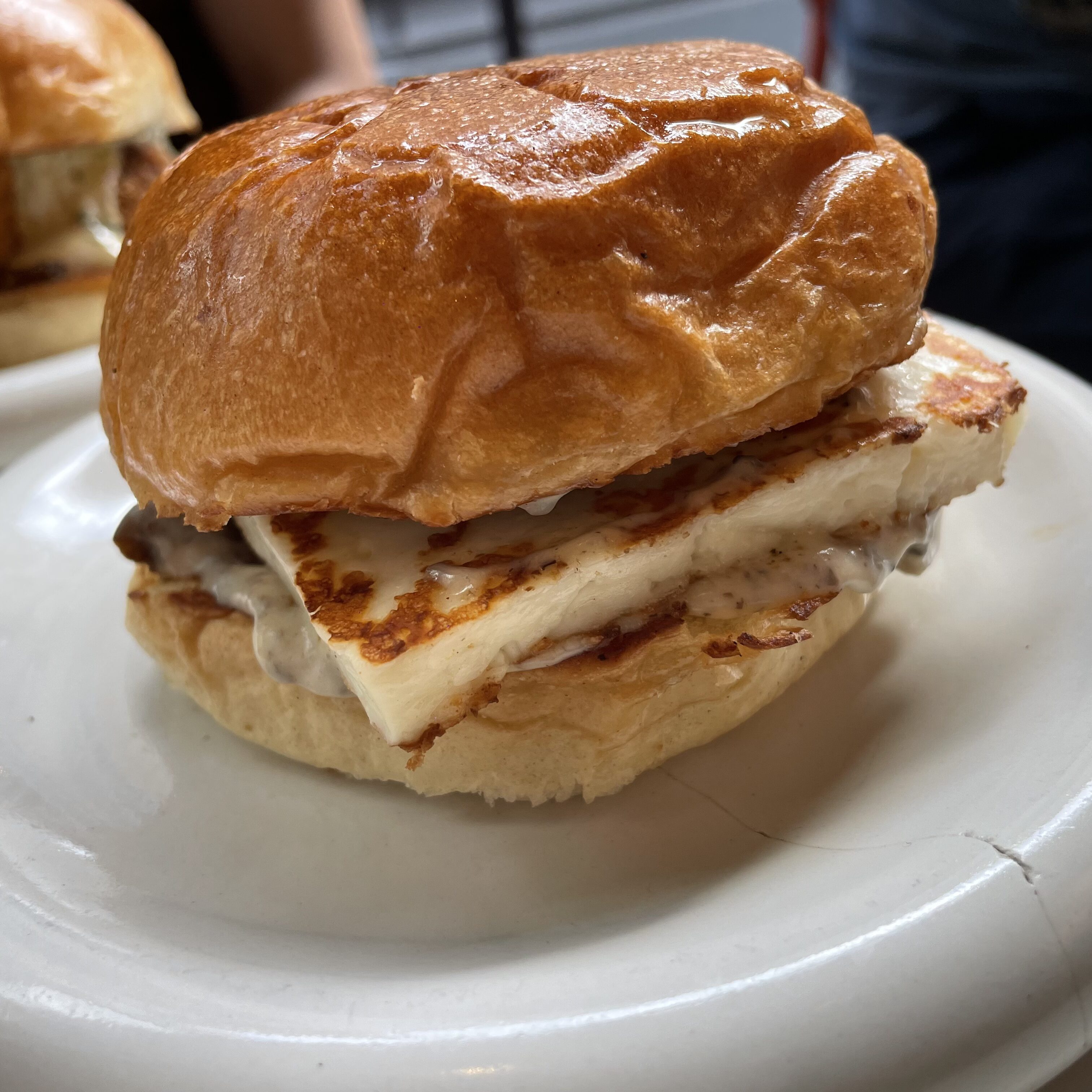 Burger végétarien Mannie Paris