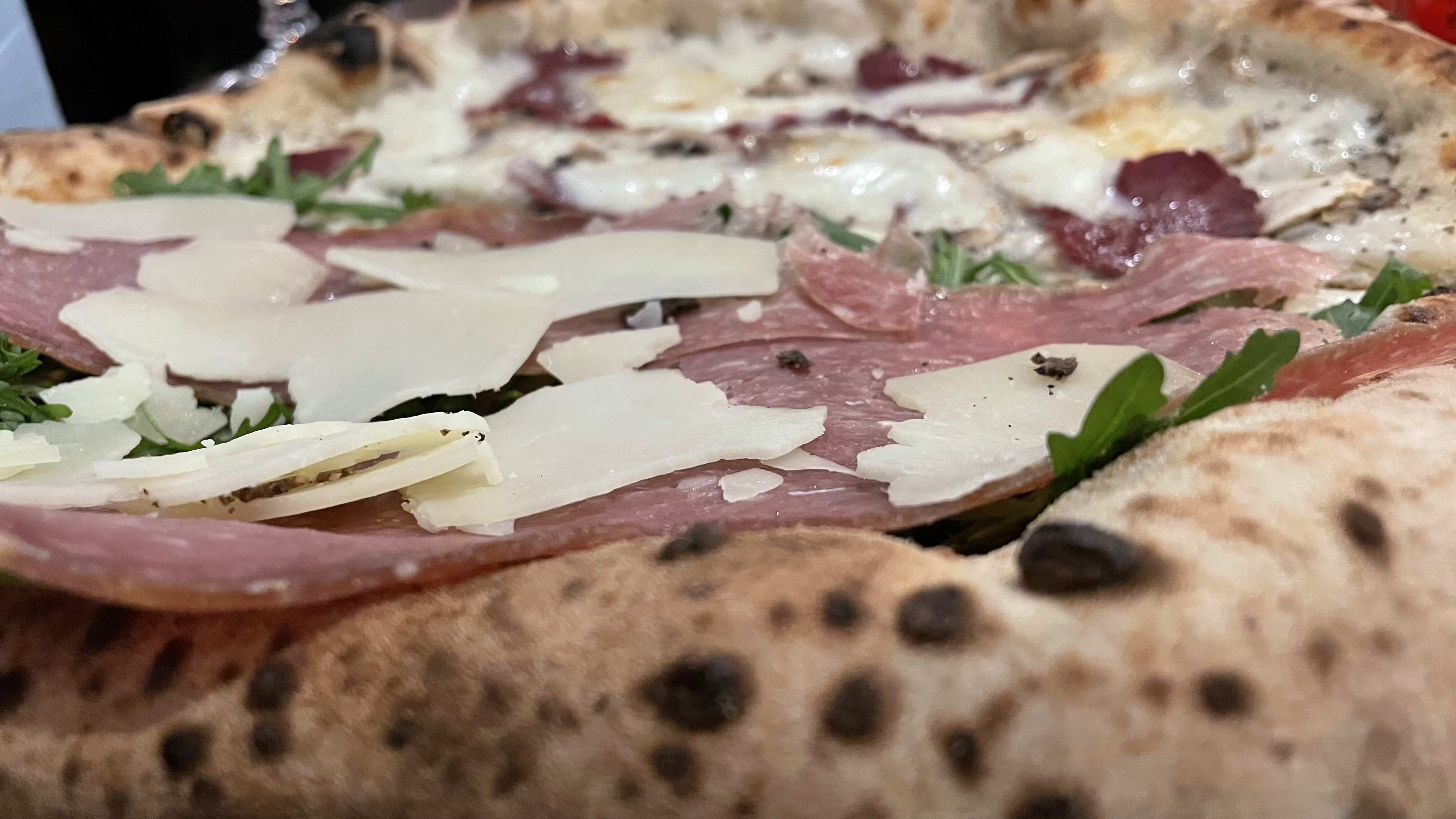 Brutti e Cattivi, pizzeria à Paris