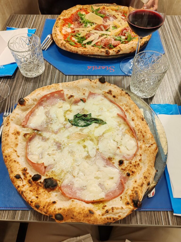 La Starita pizza Pistacchio e mortadella Naples